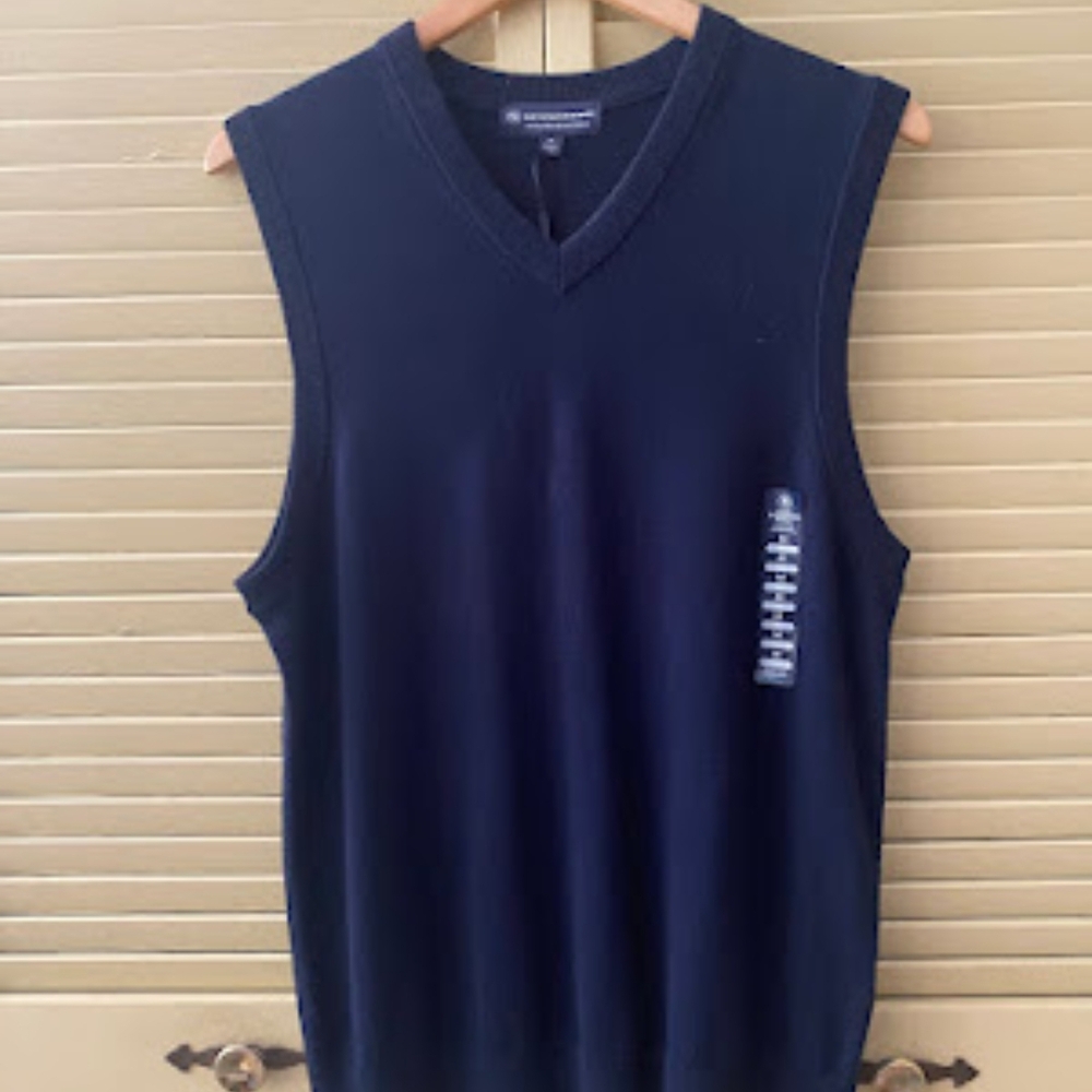 Hart Schaffner Marx Men's 100% Extra Fine Merino Wool Sweeter Vest